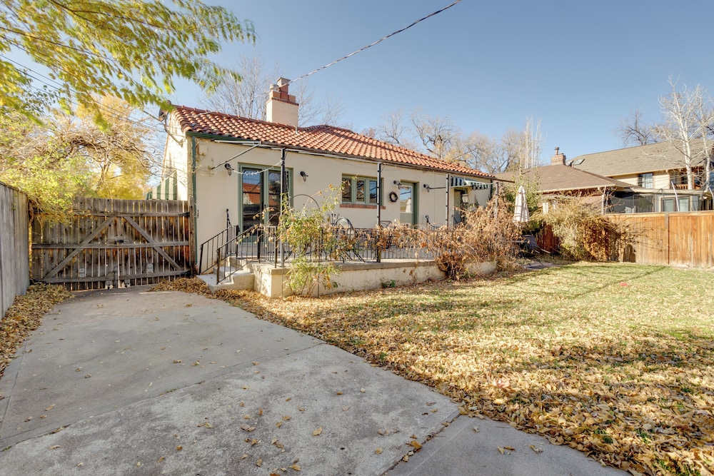 Yard & Grill: Centrally Located Denver Retreat!