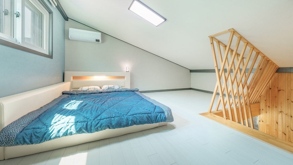 Hongcheon Pension 150