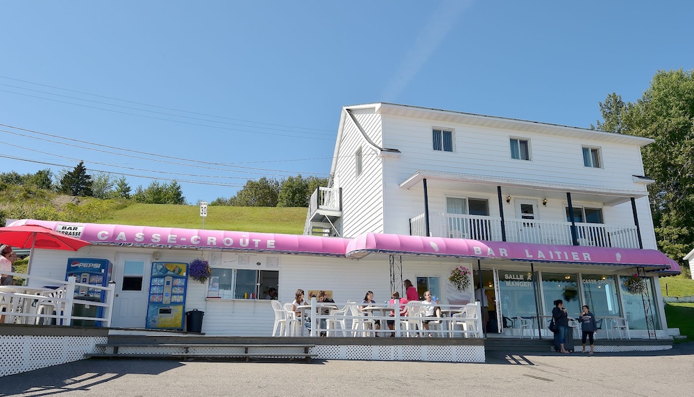 Motels Chalets Flots-Bleus