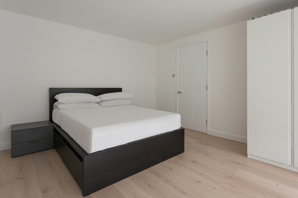 Britton Street III by Onefinestay