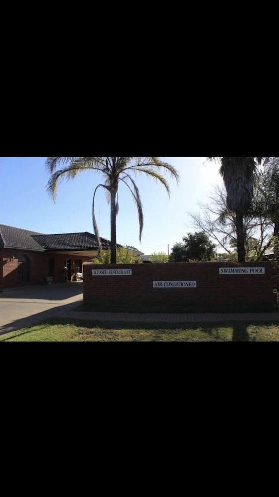 Condobolin Motor Inn