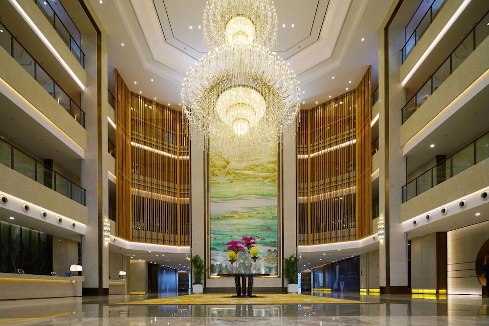 Qingshan Hotel Baotou(Yingbin Building)