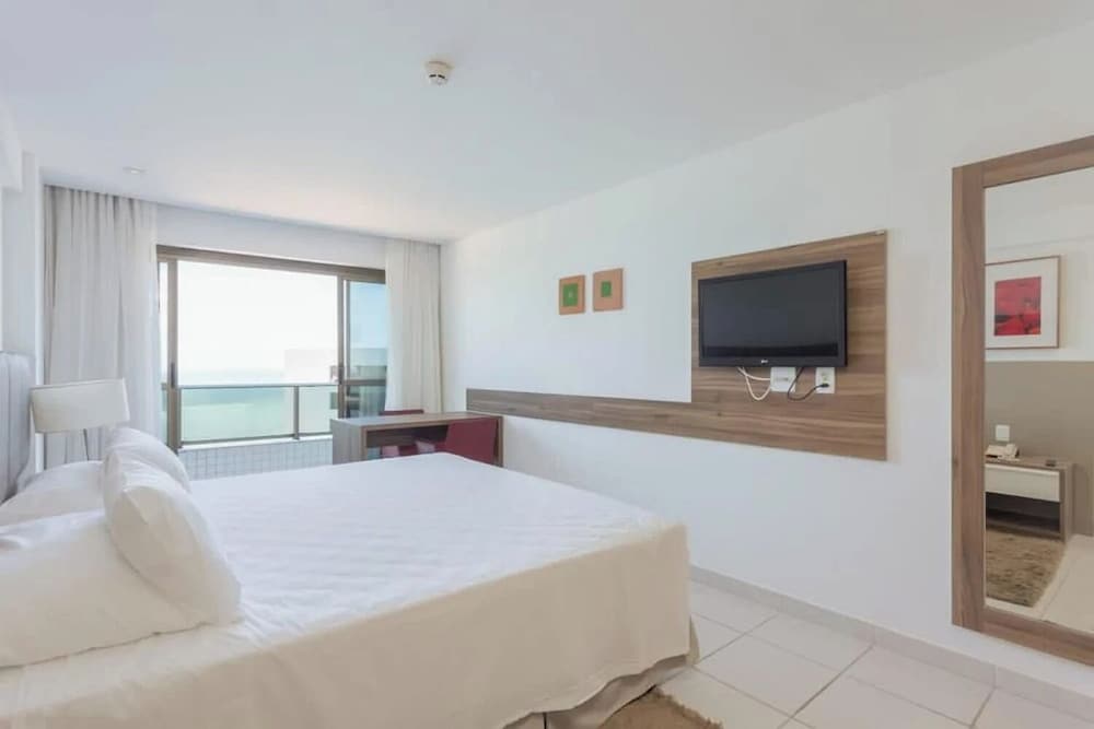 HY Beach Flats