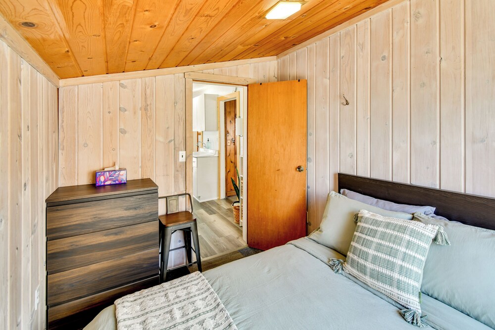 Walk to Houghton Lake: Cabin w/ Fire Pit!