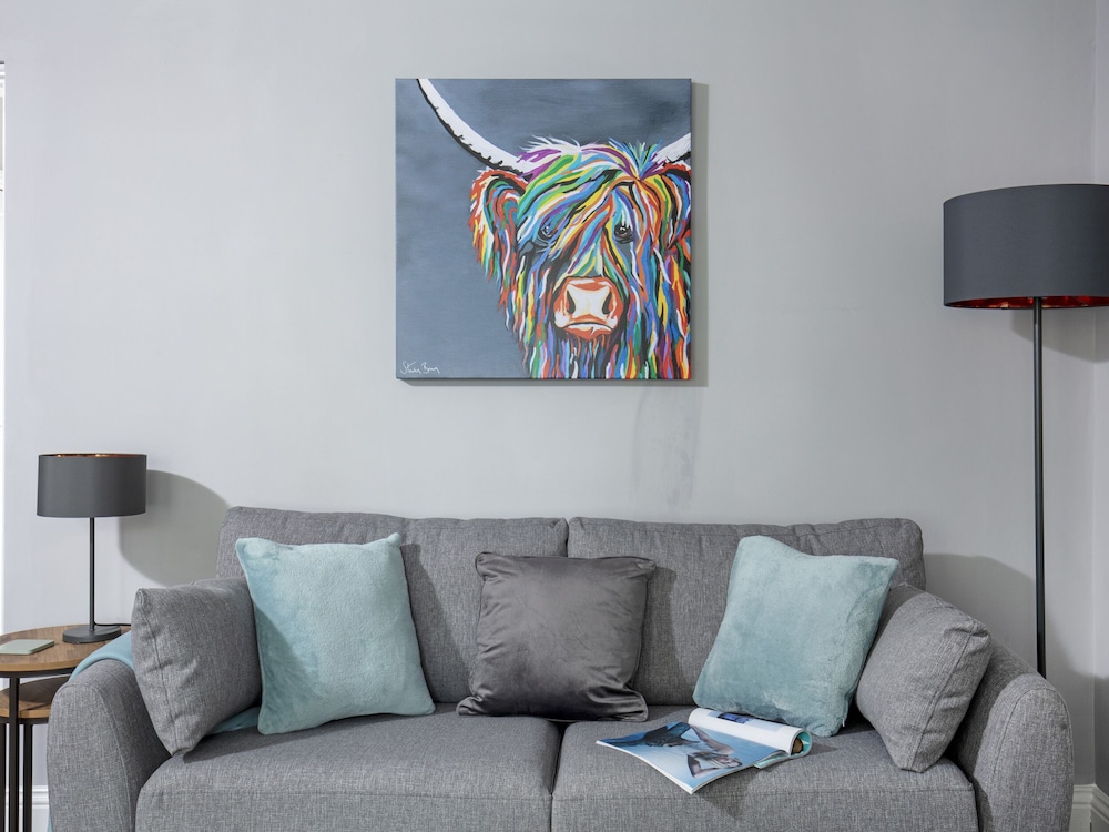 1 Wesley Mews