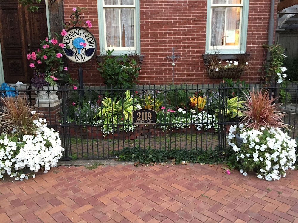 Morning Glory Inn