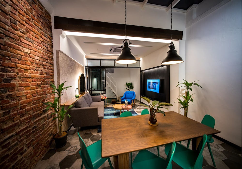 Tien Residence