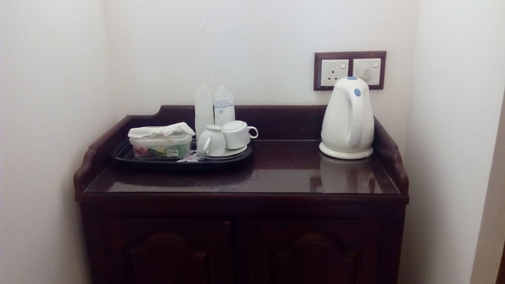 Sarathchandra Tourist Guest House
