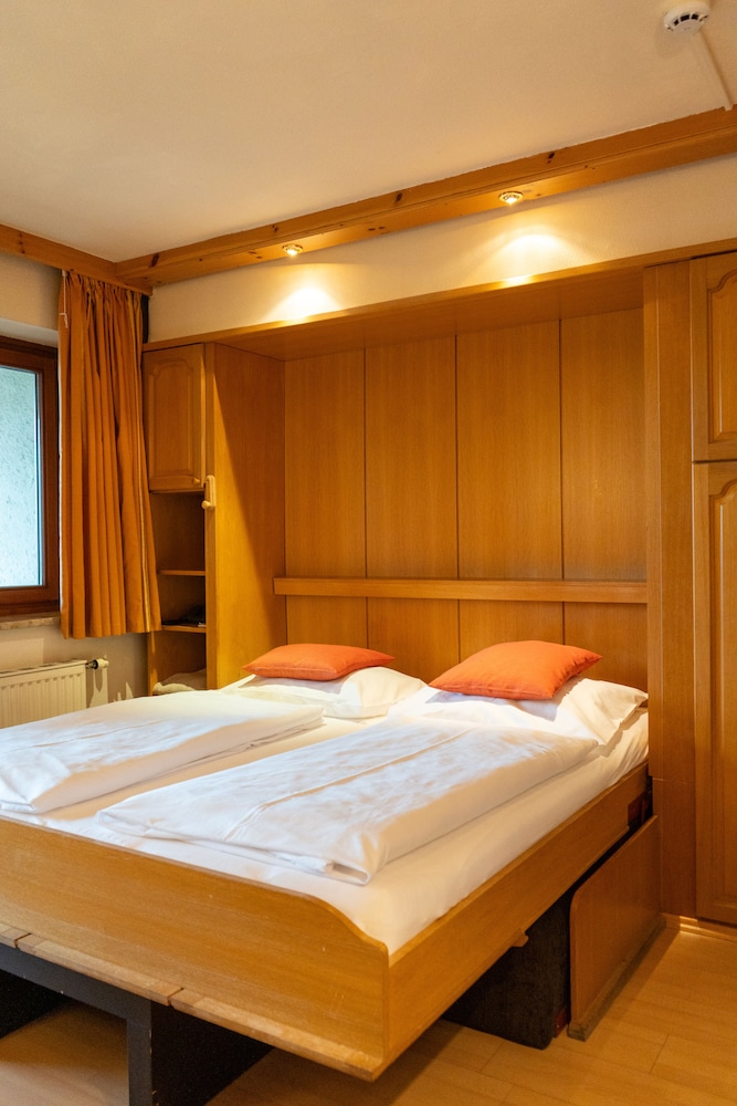 Gansl Hotel & Residences