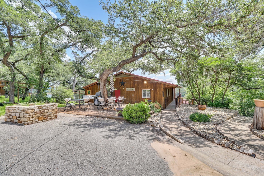 Waterfront Spicewood Home: Deck, Fire Pit Grill - Property Image 25