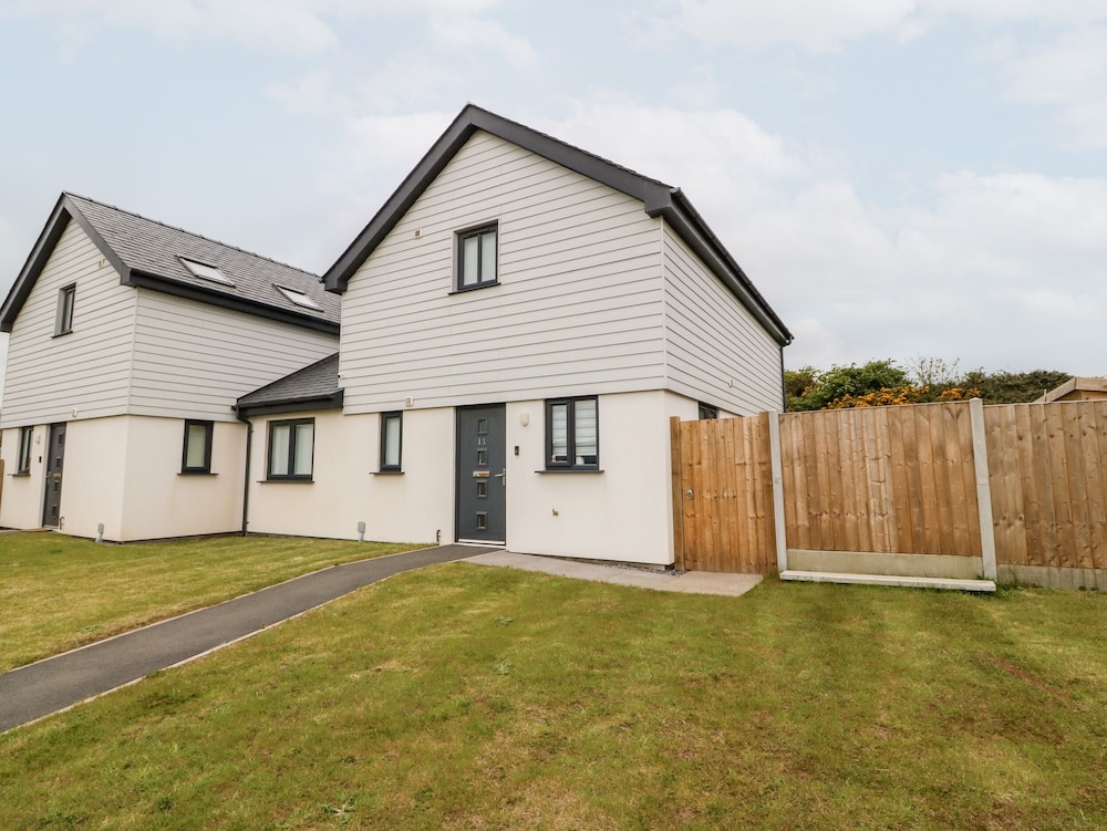 11 Parc Delfryn