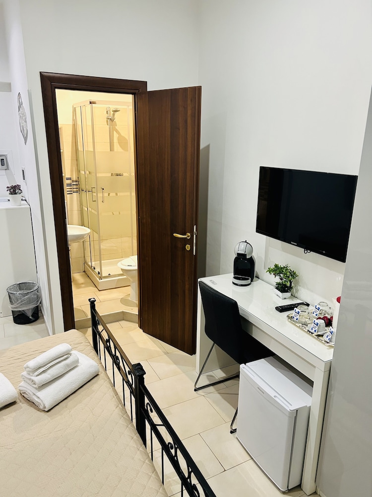 Imera Rooms