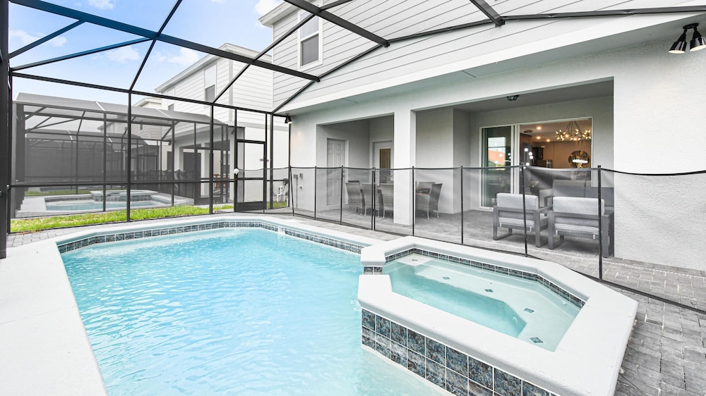 Avatar Themed Villa w Private Pool Spa Theatre Game