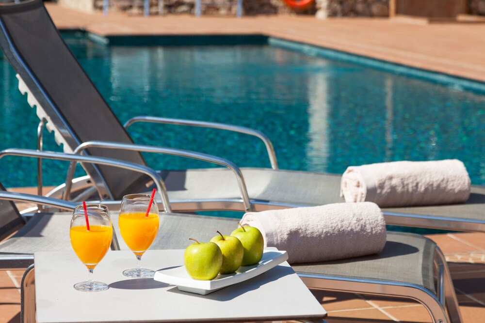 Pollensa Vacations - Hotel Llenaire - Property Image 9