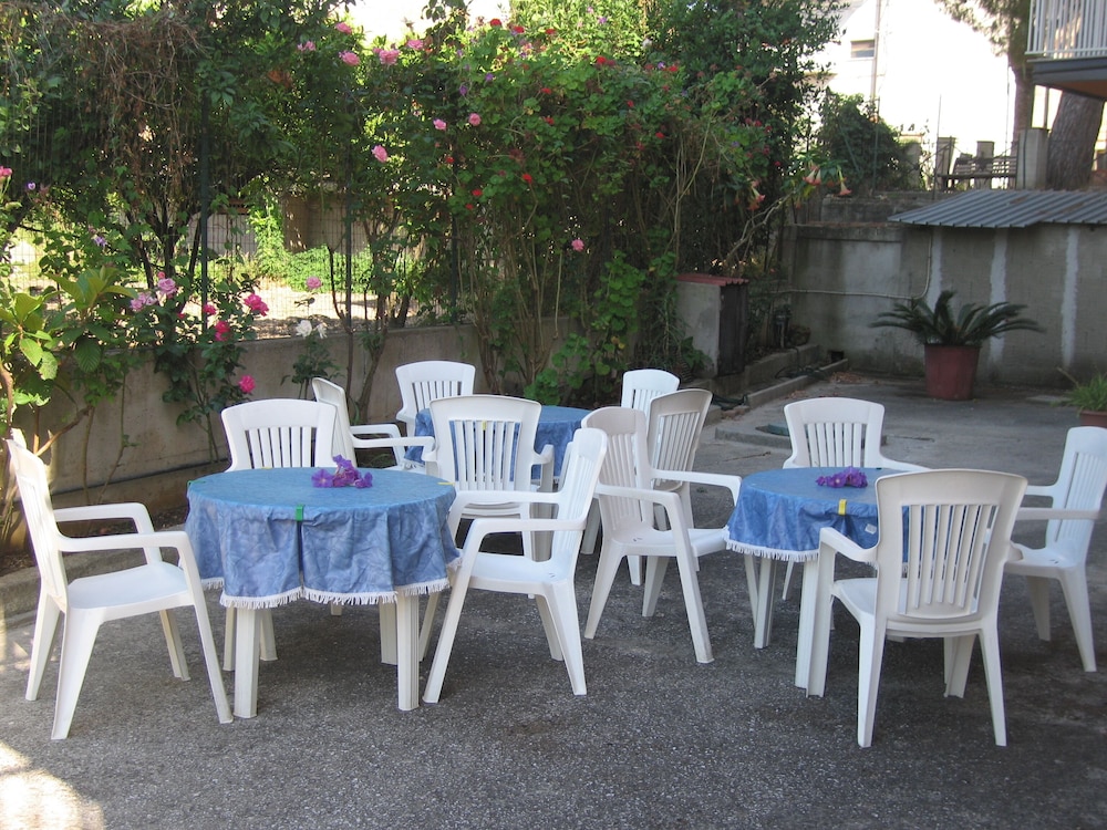Photo 25
