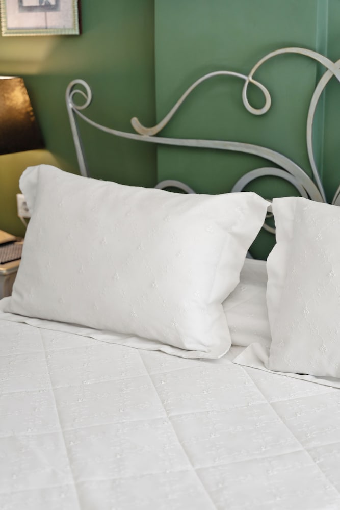 Aerinon Guesthouse