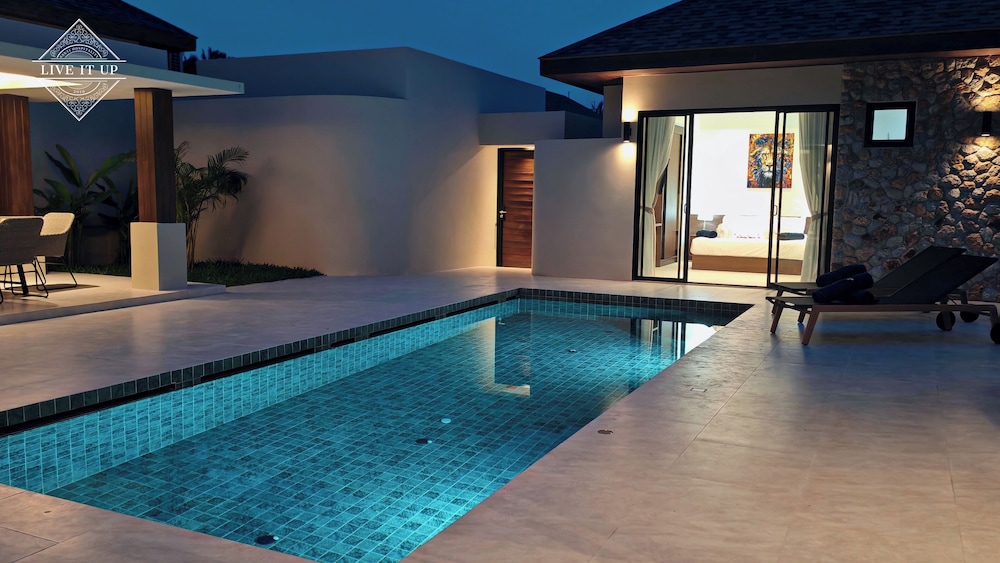 Santi Tara Villas