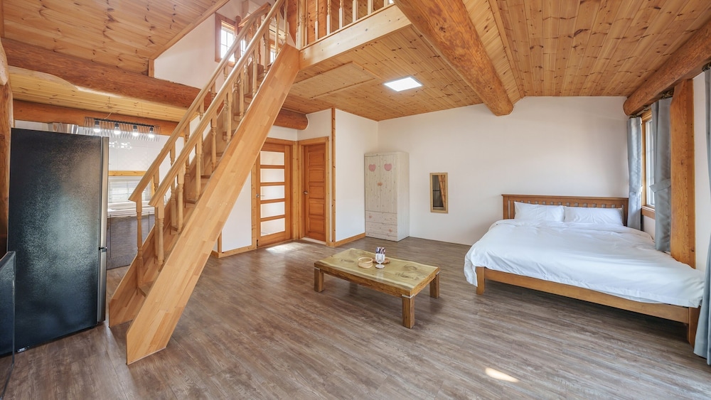 Daecheon Ocean Forest Pension