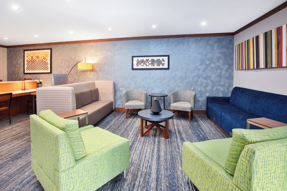 Buffalo Vacations - Holiday Inn Express  Suites Buffalo, an IHG Hotel - Property Image 3