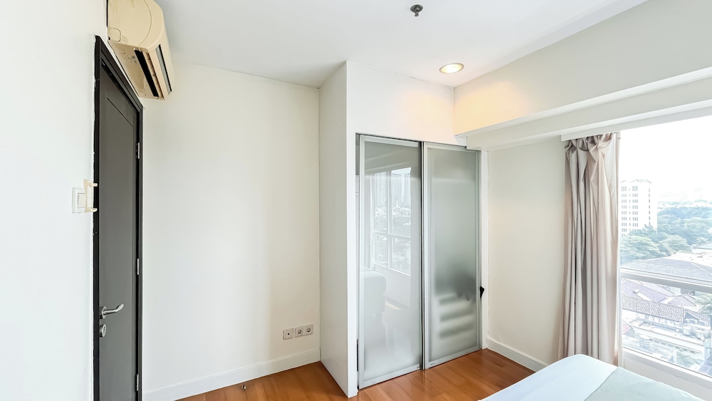 Contemporary Minimalist 2Br Apartment At Somerset Berlian Kebayoran Lama