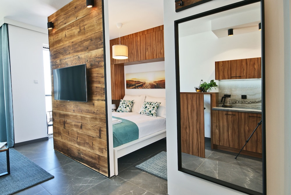 IRS ROYAL APARTMENTS Nowa Letnica view 3