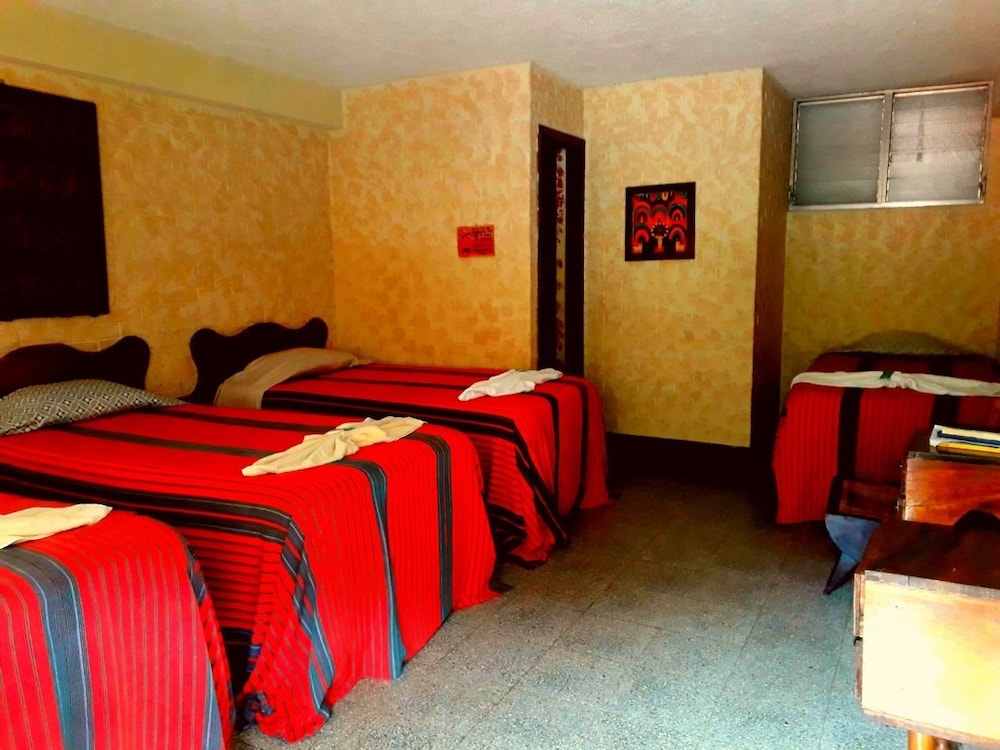 Panajachel Vacations - Hostal Abu - Hostel - Property Image 23