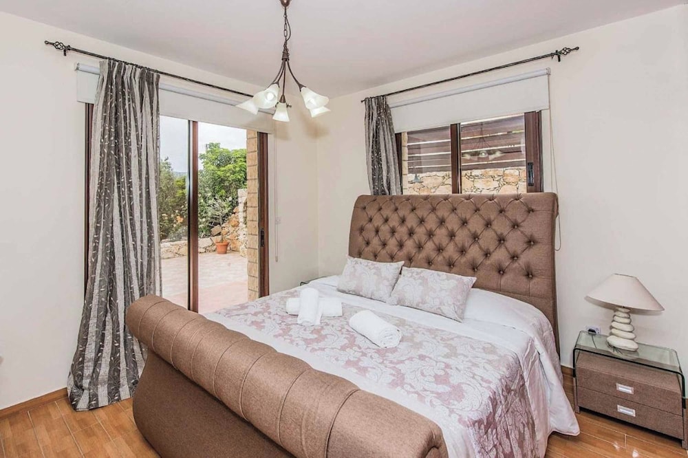 Villa Nikos Argaka