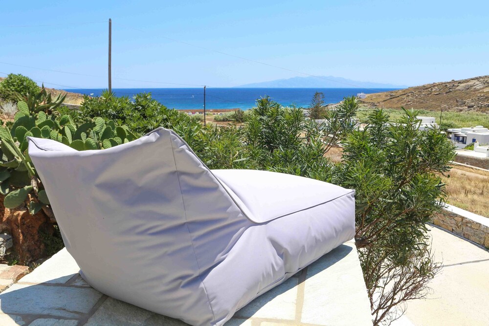VLIA MAR Myconian Residences