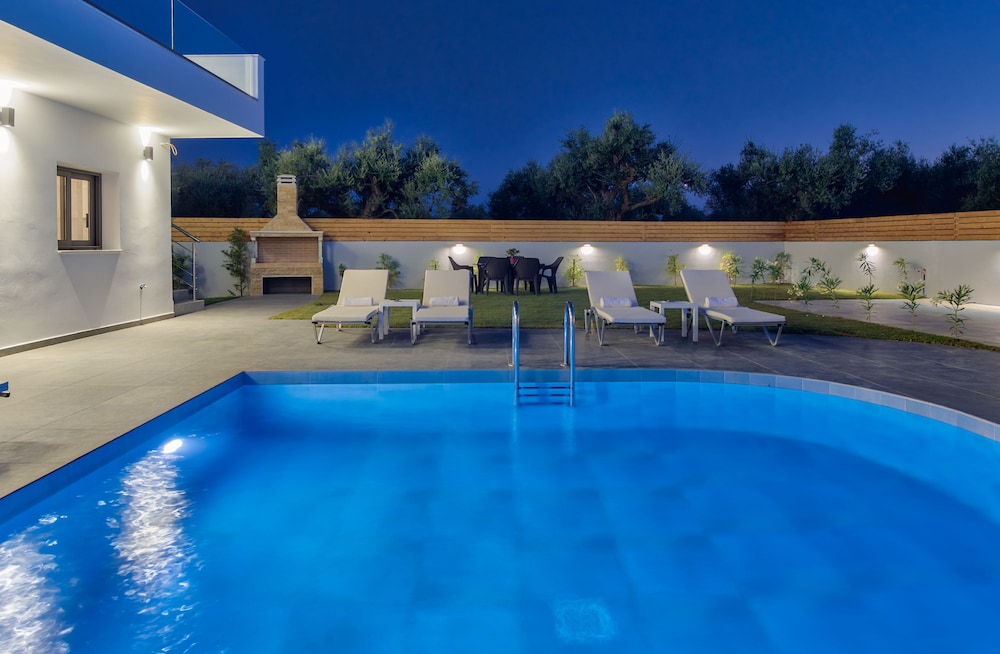 Villa Agalliu photo 2