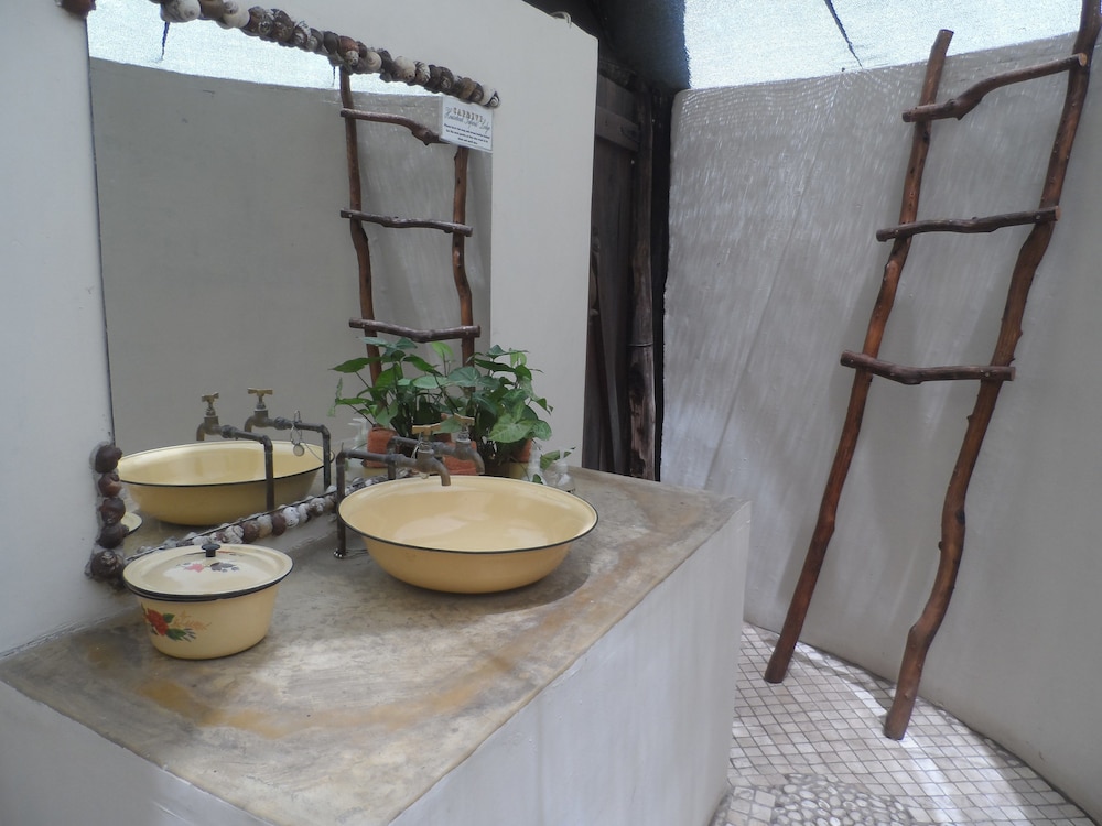 Caprivi Houseboat Safari Lodge