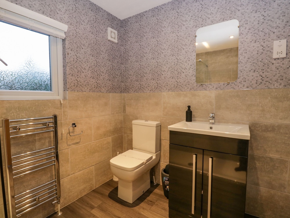 25 Thirlmere