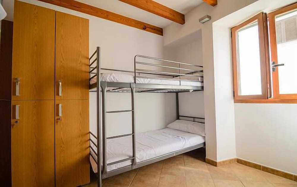 Embat alberg juvenil - Hostel photo 3