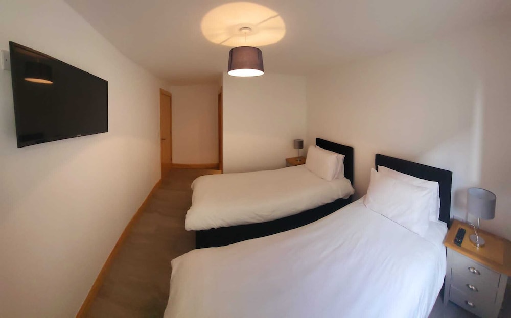 Letterkenny Vacations - Wild Atlantic Apartments Port House Letterkenny - Property Image 15