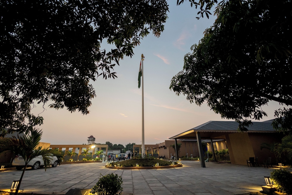 Madhuvan Resort