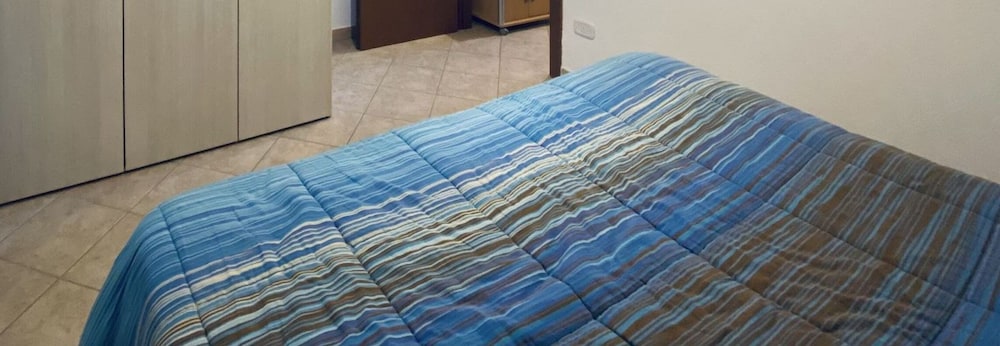 Two-room Apartment Sleeps 4 IN THE LA Piana Area-rif Mazze