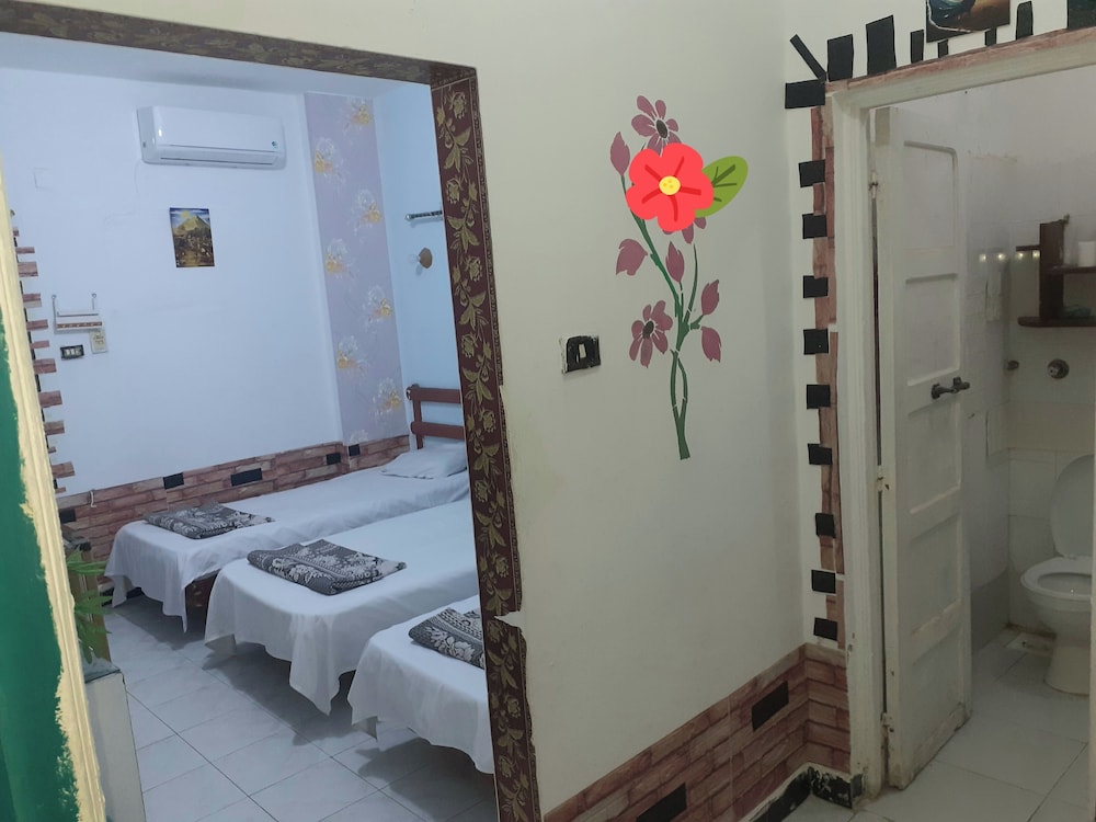 Four Seasons Hostel