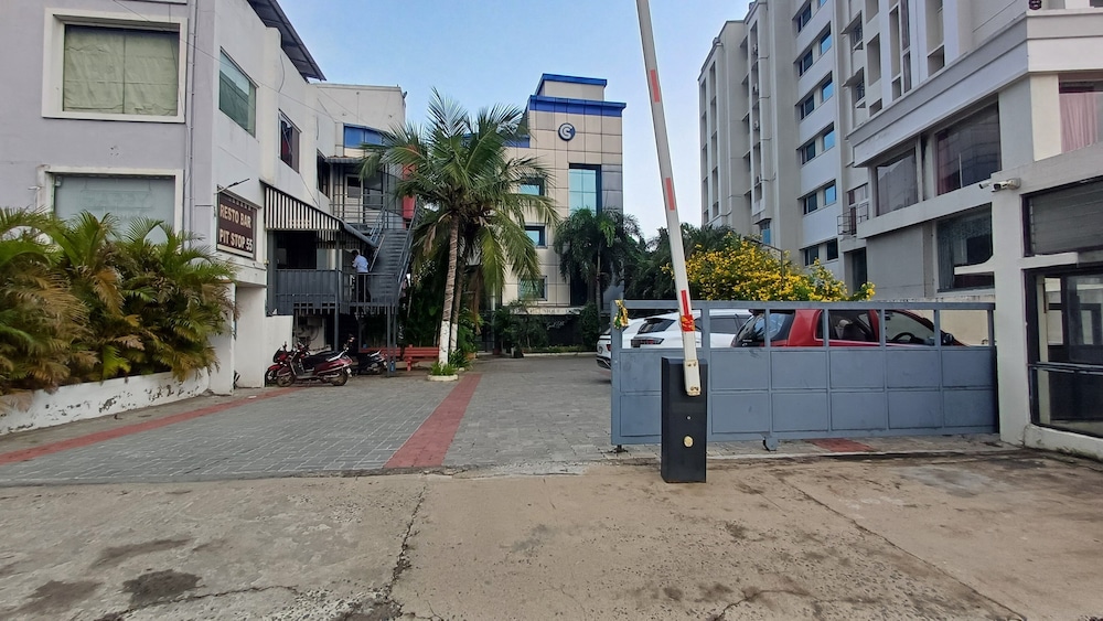 Sign Inn Apart Hotel Sriperumbudur