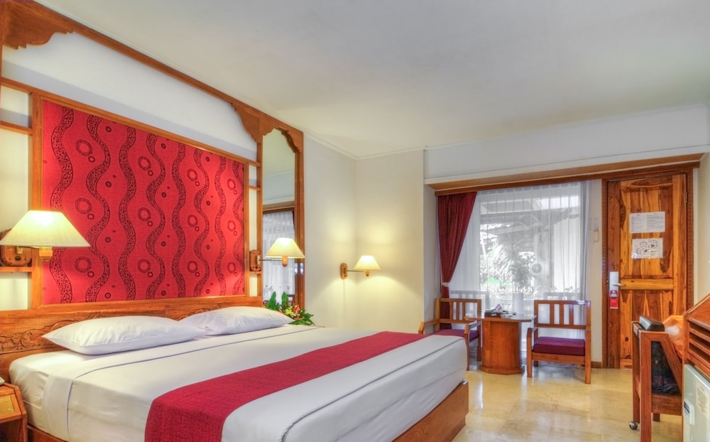 Bounty Hotel