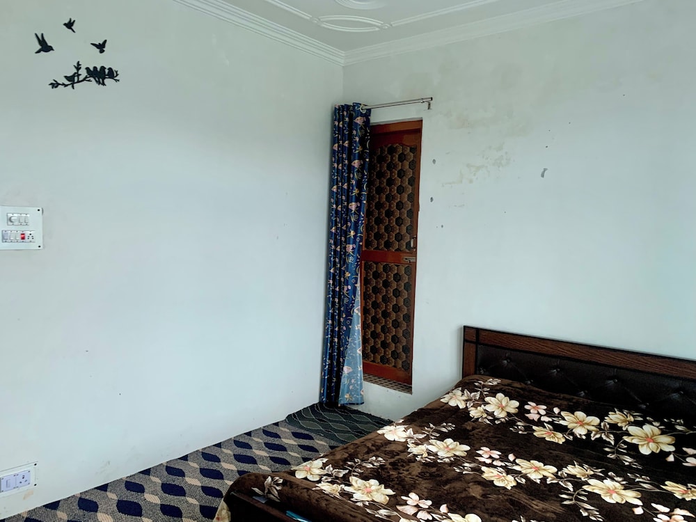 Zaitoon Homestay