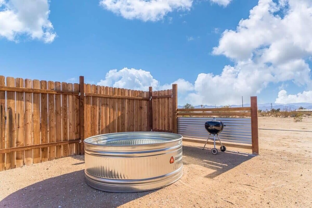 @ Marbella Lane - Joshua Tree Bubble Dome!