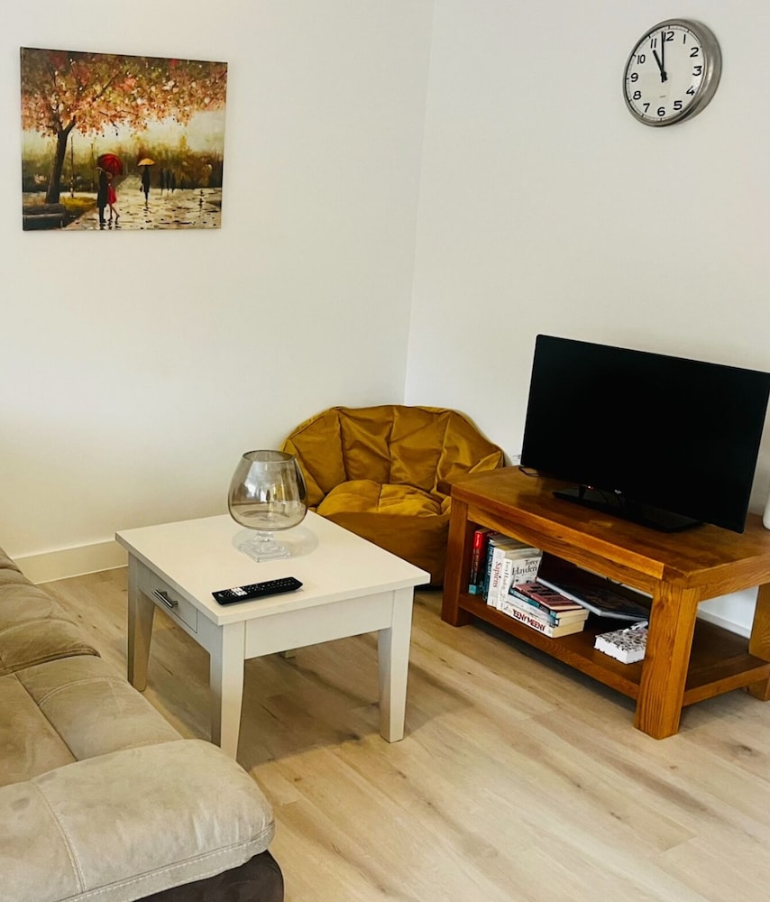 Tranquil New Nottingham Apartment