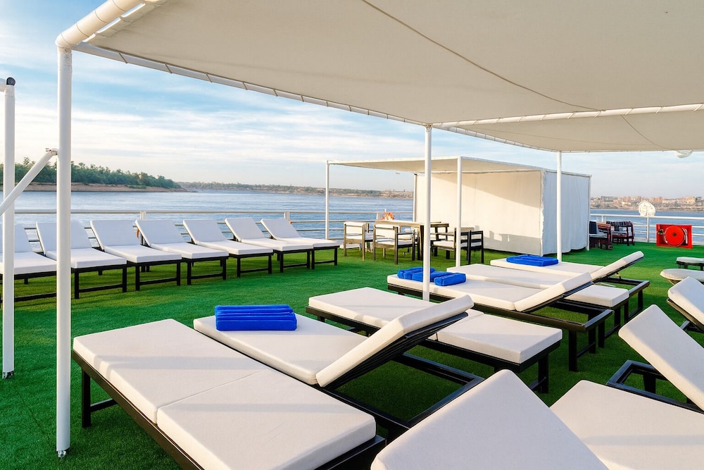 Nile Cruise Voyager every Friday from Aswan 3 nights and every Monday from Luxor 4 nights