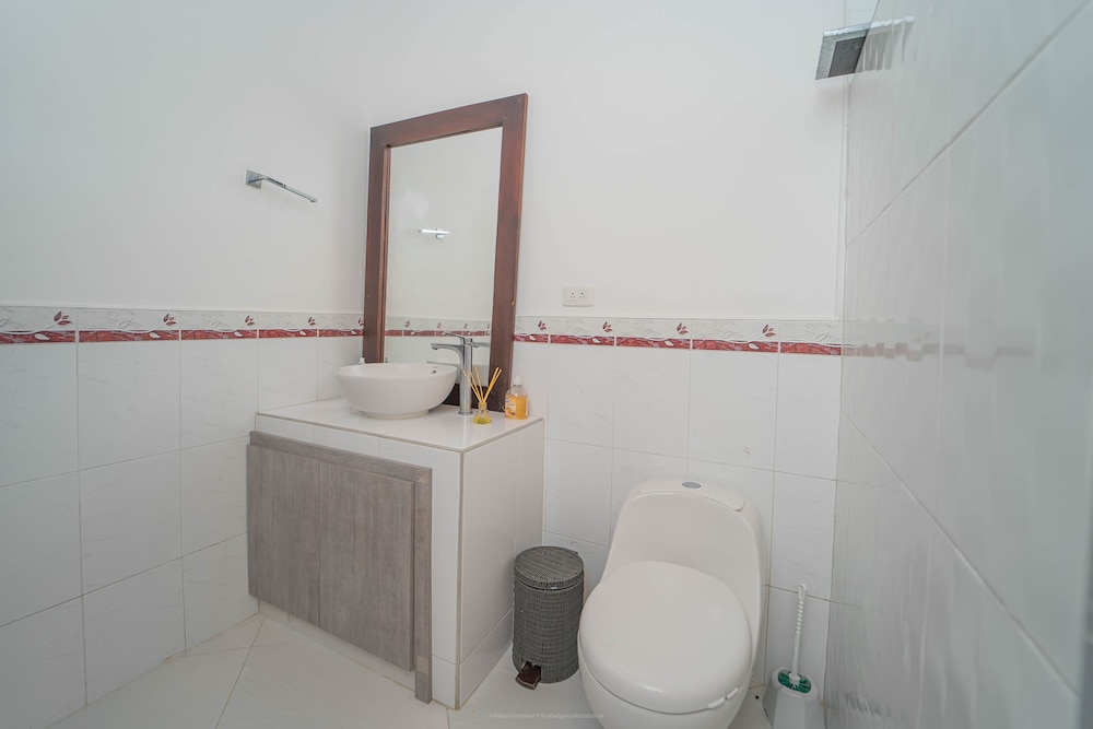 Villa El Francés 4BD WPool & Beach Front