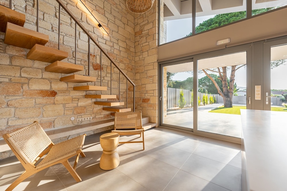 Terra Petra Luxury Villas - Luna Villa