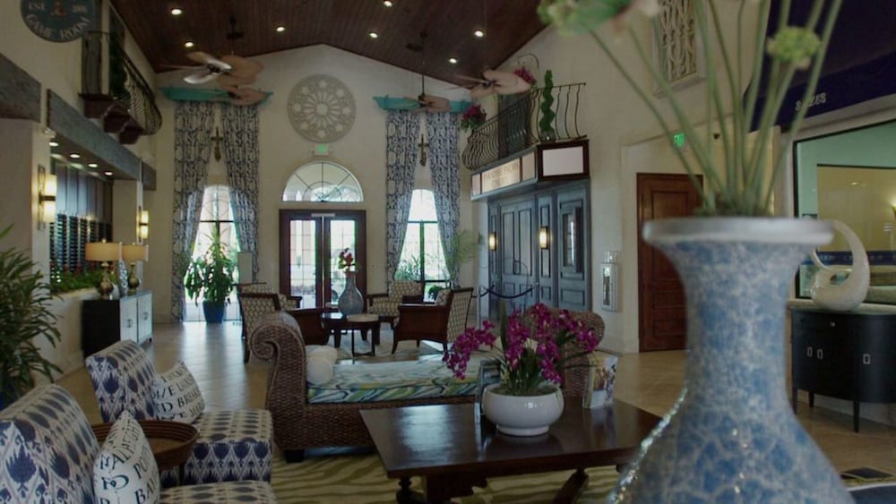 Paradise Palms 8975 - Image 3