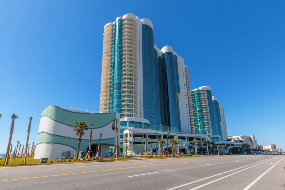 Turquoise Place 2205 C