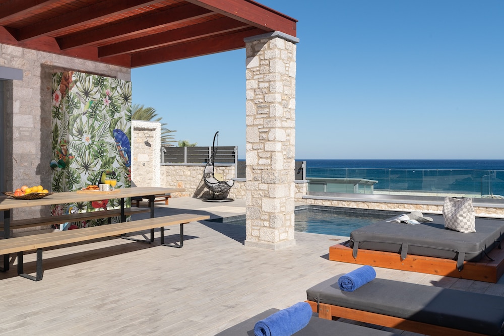 Southrock Villas