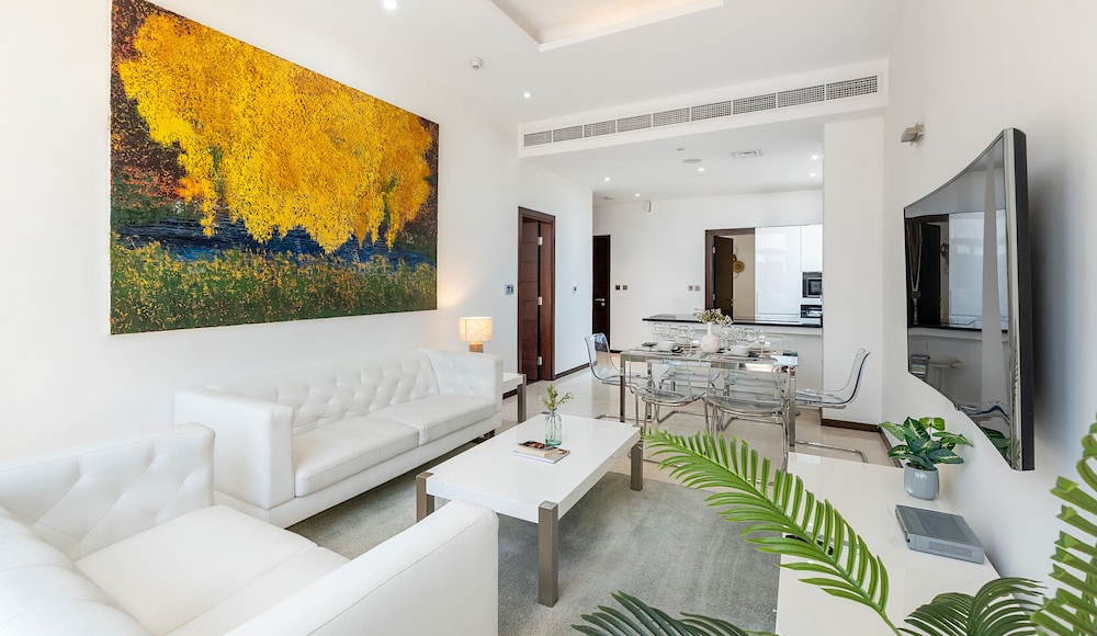 Tiara Residences - Mint Stay