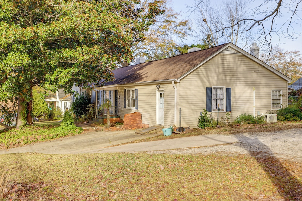 4 Mi to Dtwn: Home w/ Fire Pit in Greenville