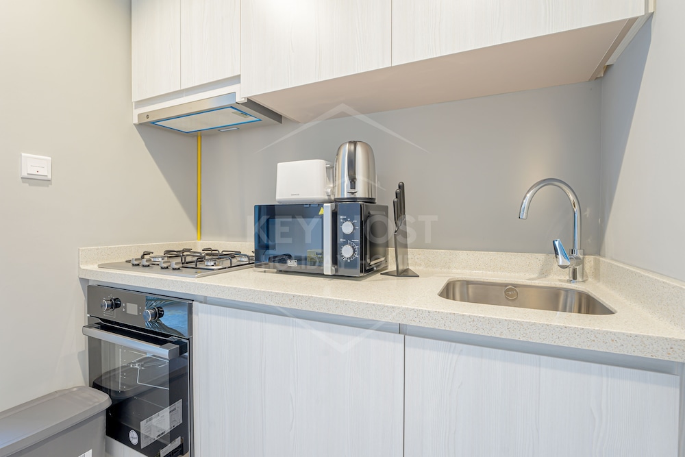Zada Tower 1BR Apt- Business Bay - Dubai